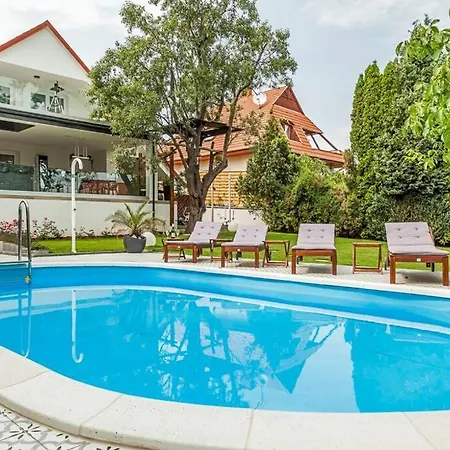 Вилла Neb Garden